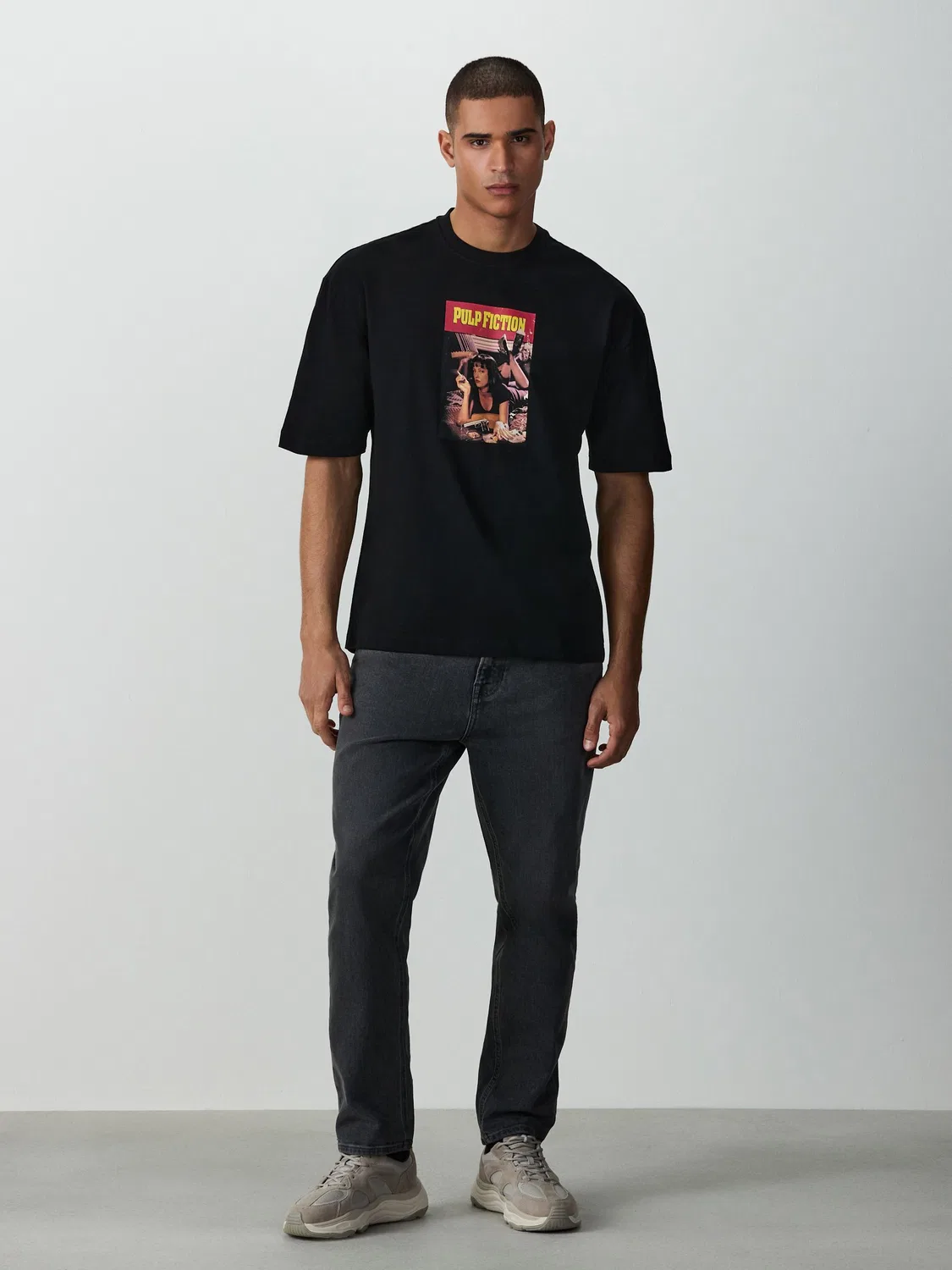 Футболка с графическим принтом Pulp Fiction, Relaxed Fit Next, черный — фото 2