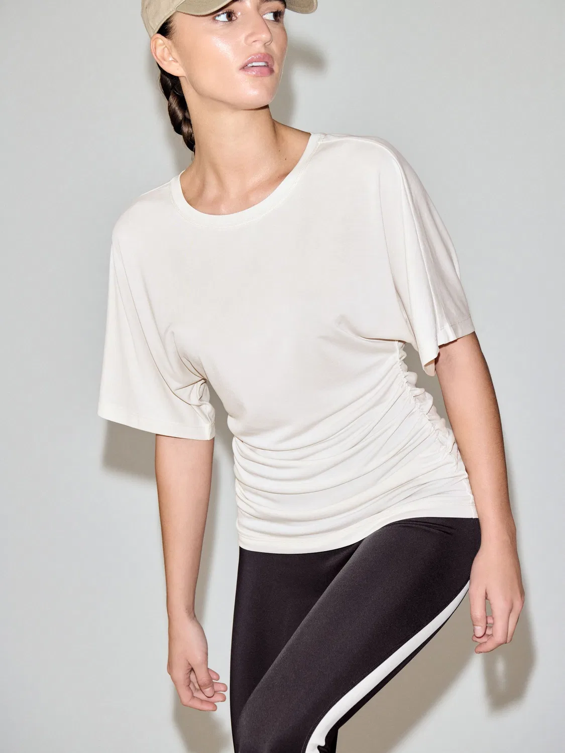 Топ спортивный Active Lightweight Modal Ruched Side Next, экрю