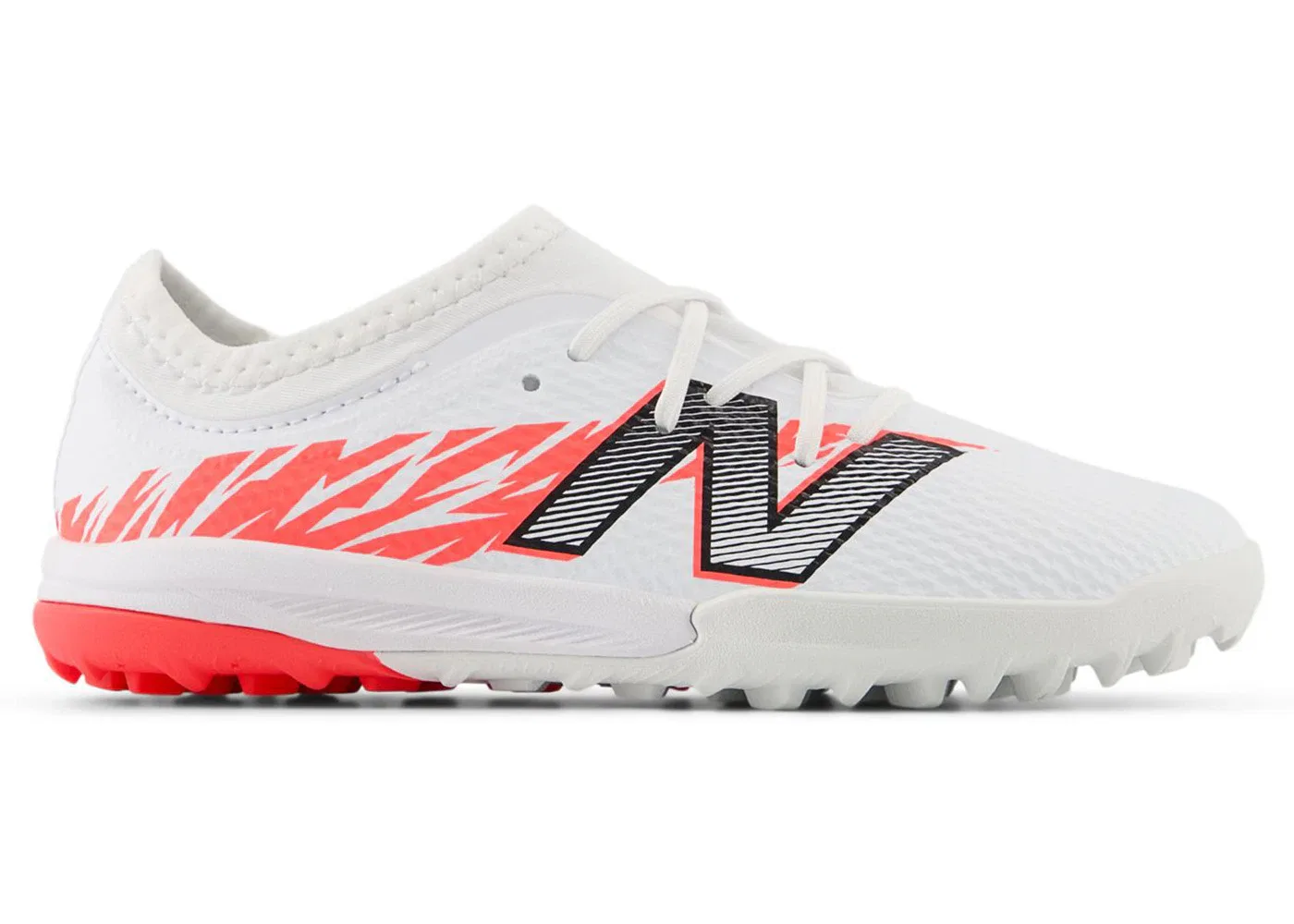 Детские бутсы для футбола на твердом покрытии New Balance Furon V8 Team Junior TF, White/Energy Red/Black