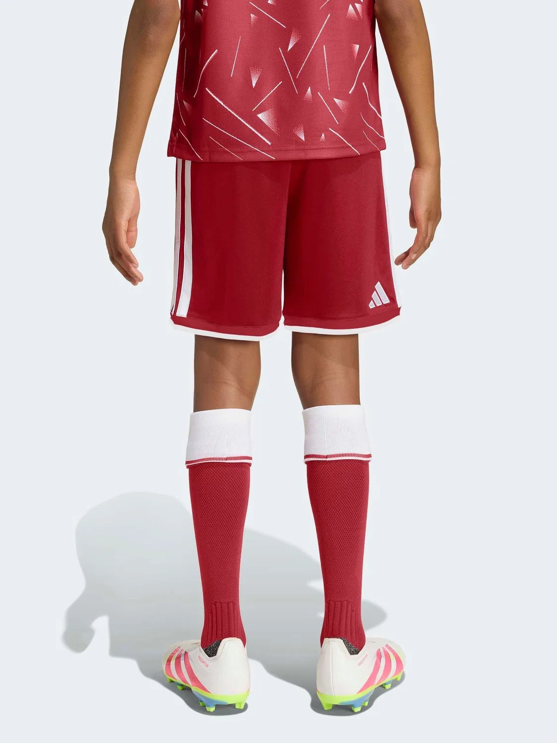 Шорты домашние Liverpool FC 26/27 adidas, красный — фото 2