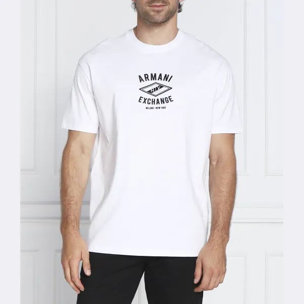 

Удобная футболка Armani Exchange, белый