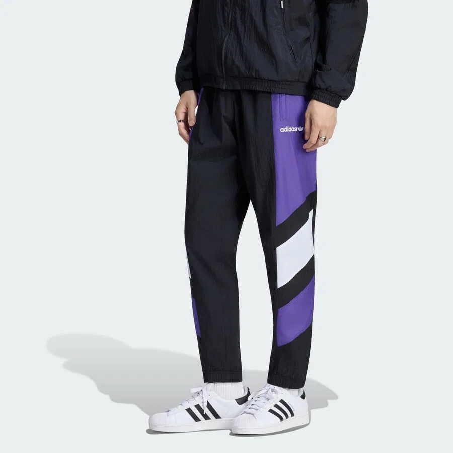 Спортивные брюки ADIDAS PERFORMANCE Regular Workout Pants 'Real Madrid EQT' черного цвета — фото 2