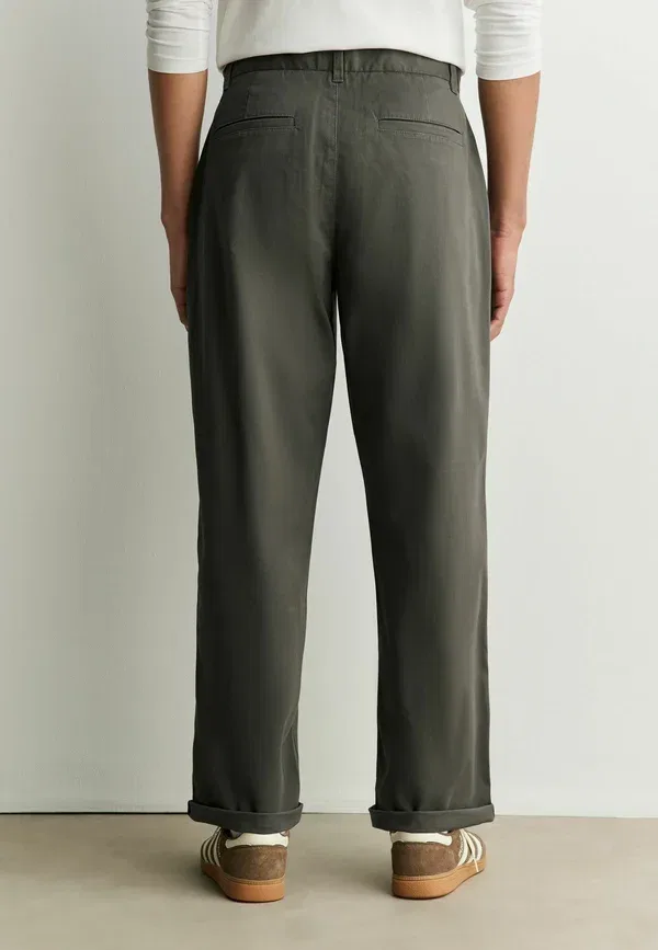 Брюки из стрейч-хлопка, Stretch chinos, Next, Mottled New Light Grey, светло-серый — фото 3