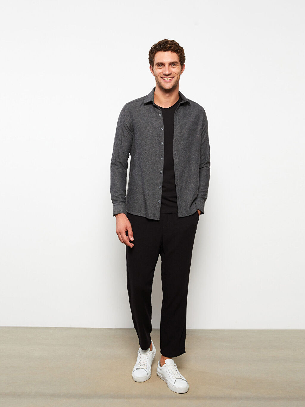 

Мужская рубашка Slim Fit с длинным рукавом из габардина LCWAIKIKI Classic