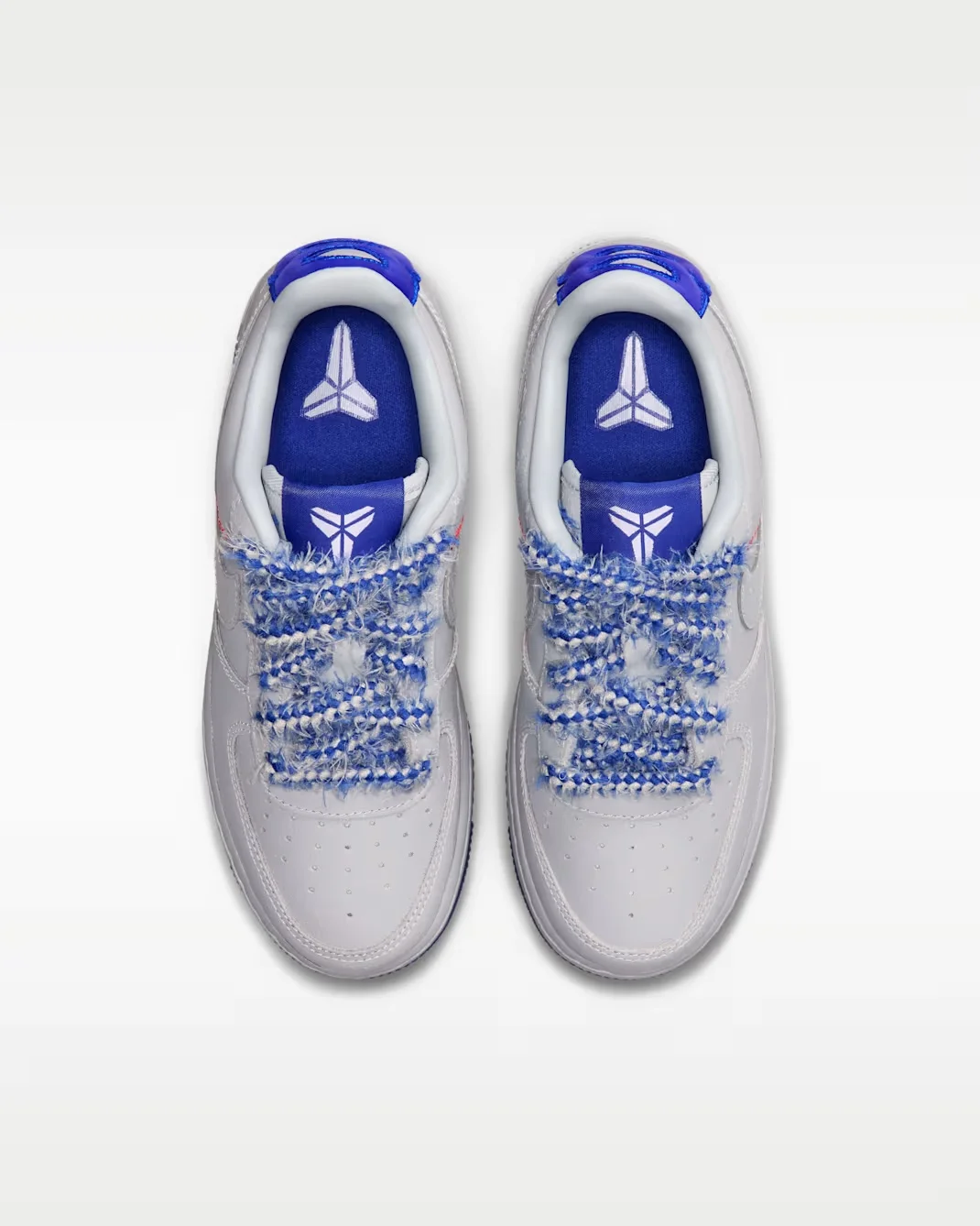 Кроссовки подростковые Nike Kobe Air Force 1 Low, белый/синий — фото 3