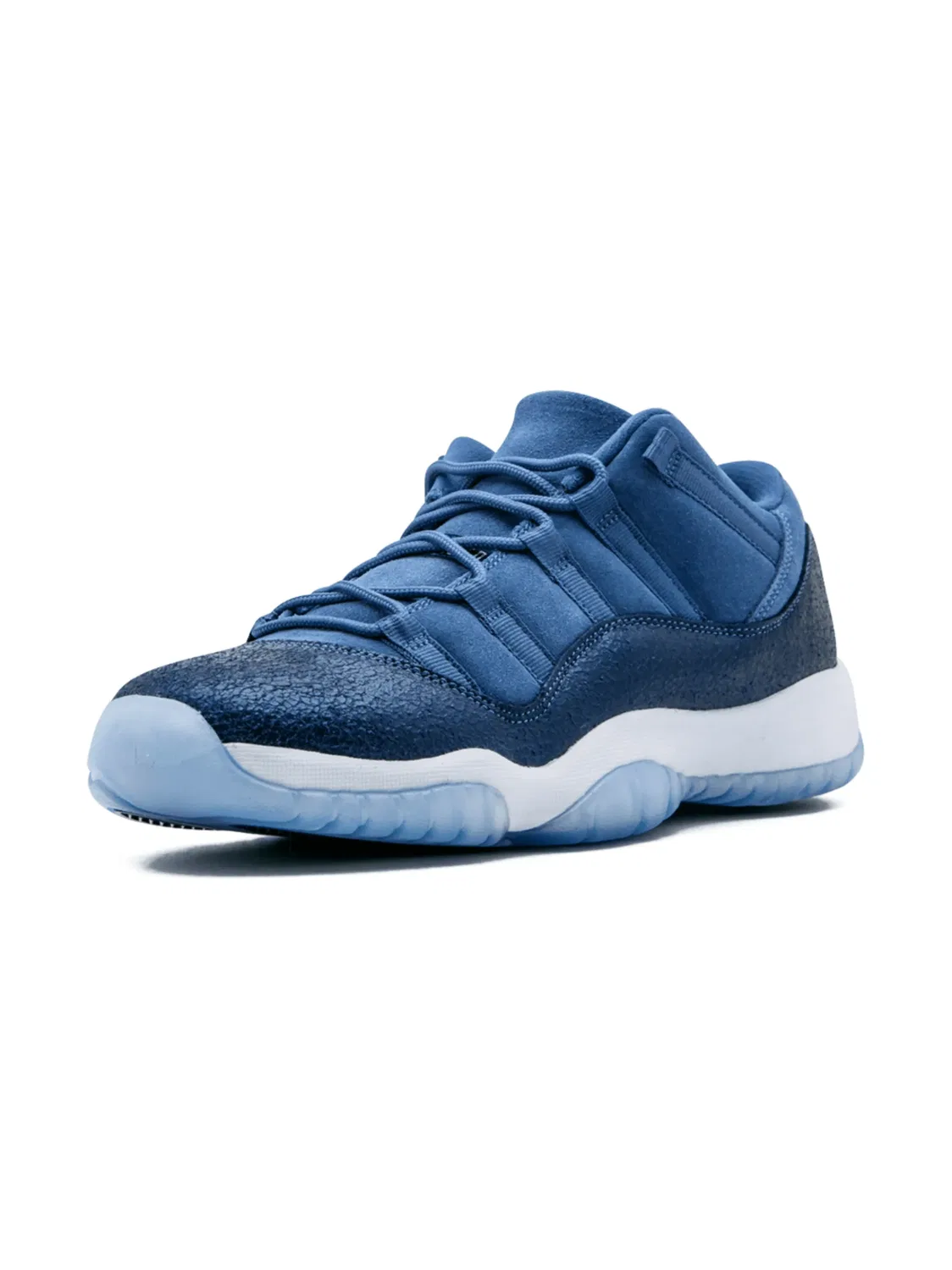 Кроссовки Air Jordan 11 Retro Low GG "Blue Moon" — фото 4
