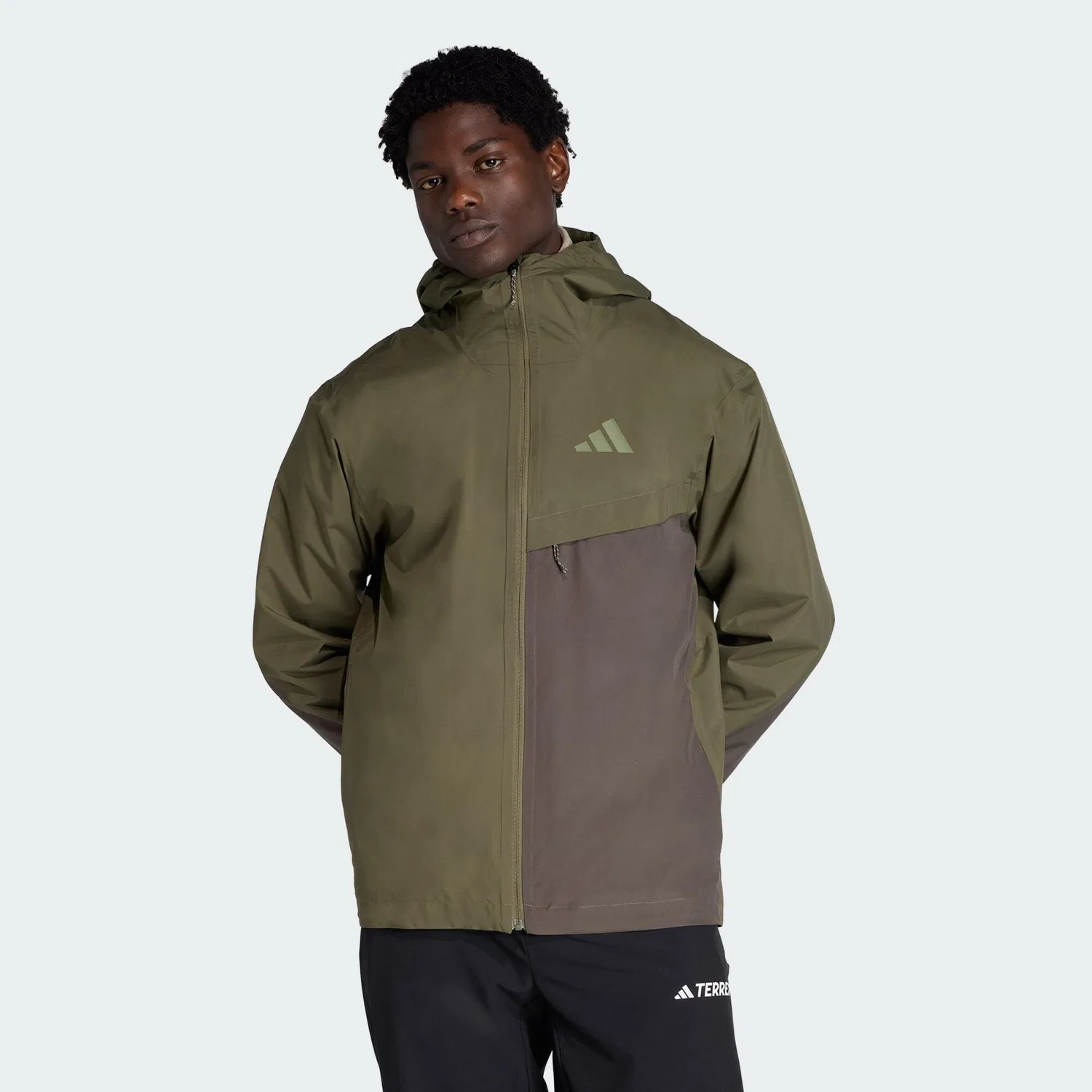 Женская дождевая куртка с технологией Climaproof Terrex Multi 2 Layer Climaproof Regenjacke Adidas, Olivgrun Olivbraun Grun
