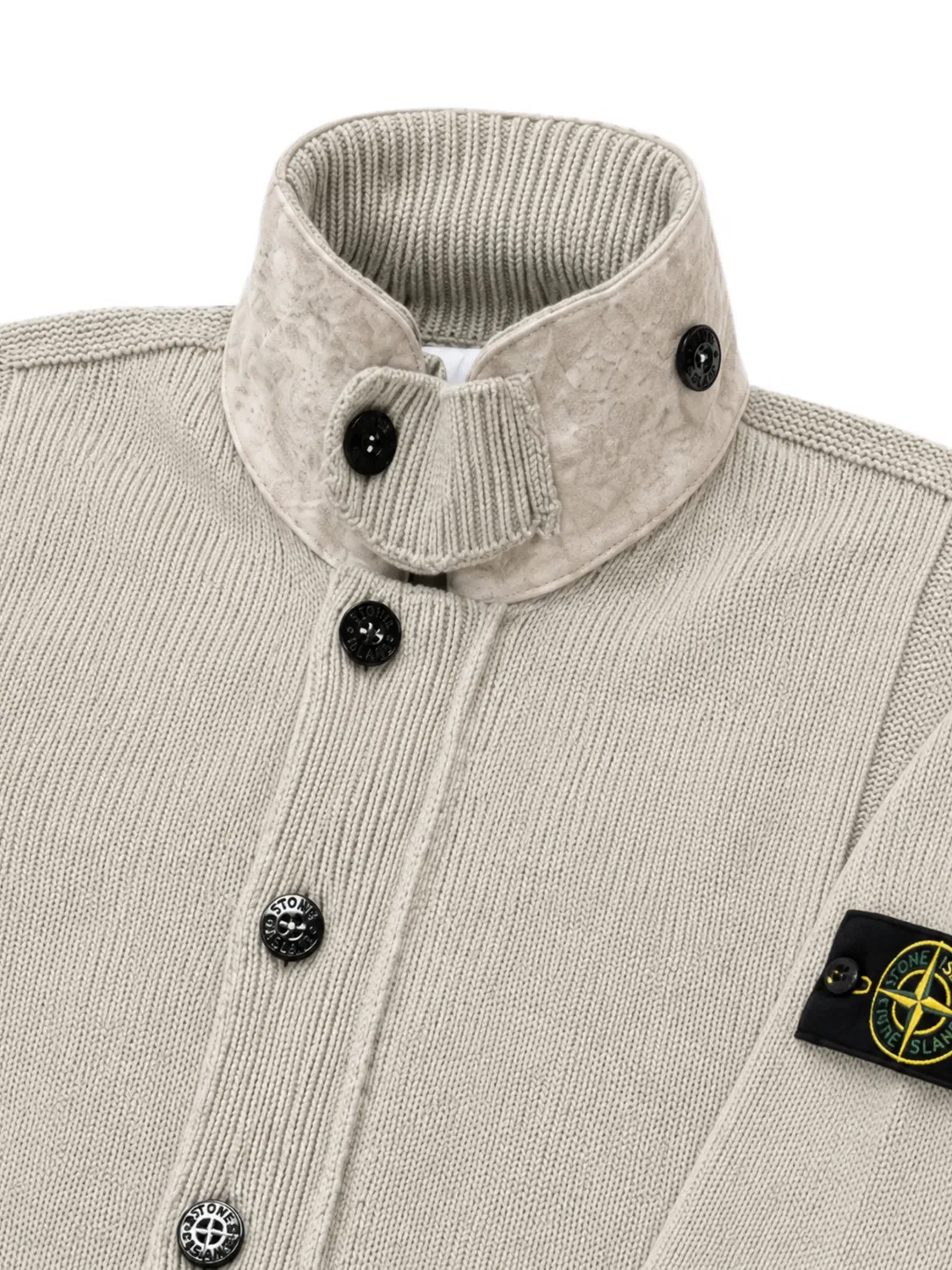 Свитер с нашивкой и логотипом на пуговицах Stone Island, нейтральные цвета — фото 3