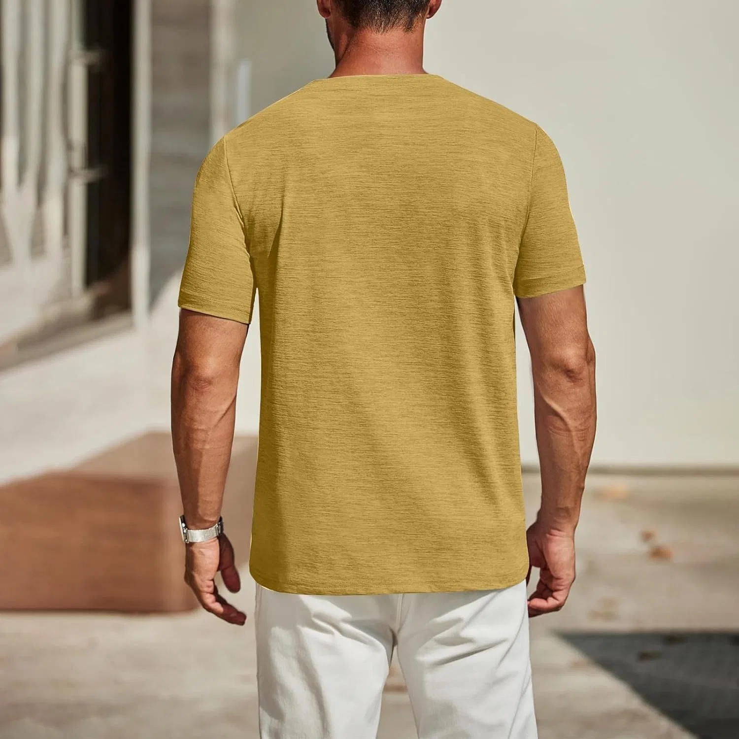 Мужская футболка с V-образным вырезом Cotton Classic, Khaki — фото 2