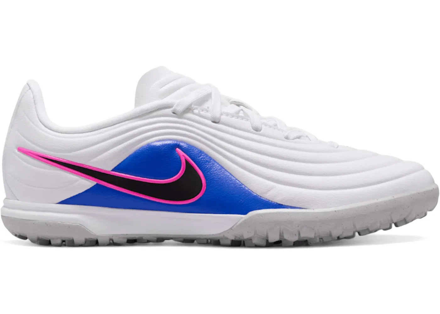 Детские кроссовки для футбола Nike Tiempo Maestro Academy TF Attack Pack (GS), White/Racer Blue/Pink Blast/Black