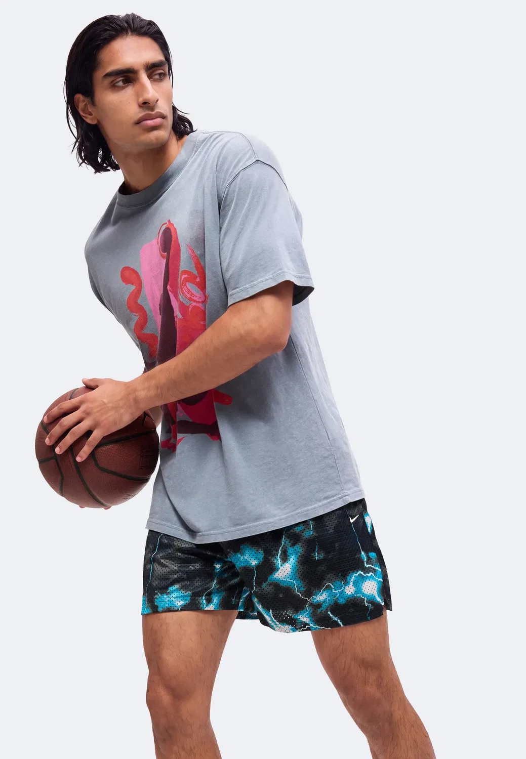 Стандартные тренировочные сетчатые спортивные шорты шириной 5 дюймов Nike Performance, Light Current Blue/Black/Pale Ivory — фото 4