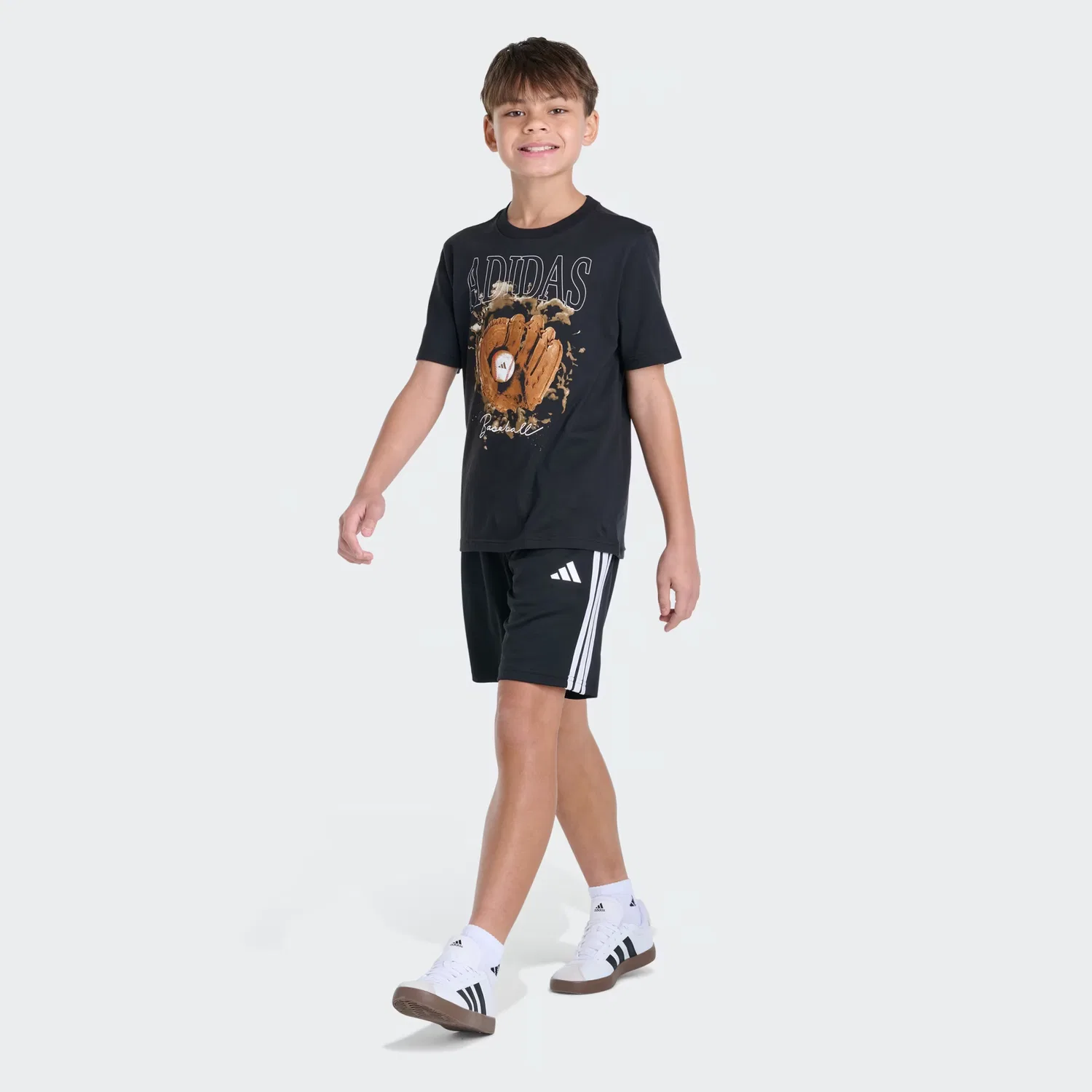 Детская футболка с коротким рукавом с принтом Photoreal Baseball Glove Tee Adidas Sportswear, черный — фото 3