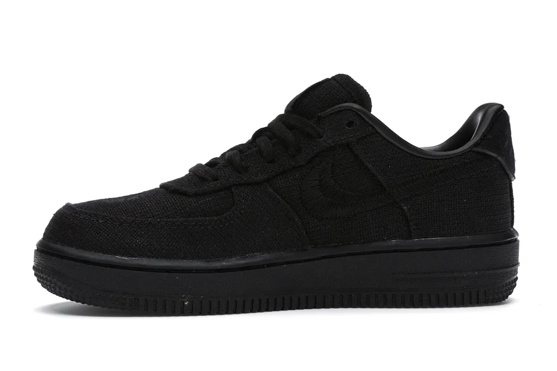 Детские кроссовки Lifestyle с брендовым логотипом Nike Air Force 1 Low Stussy Black, Black/Black/Black — фото 3