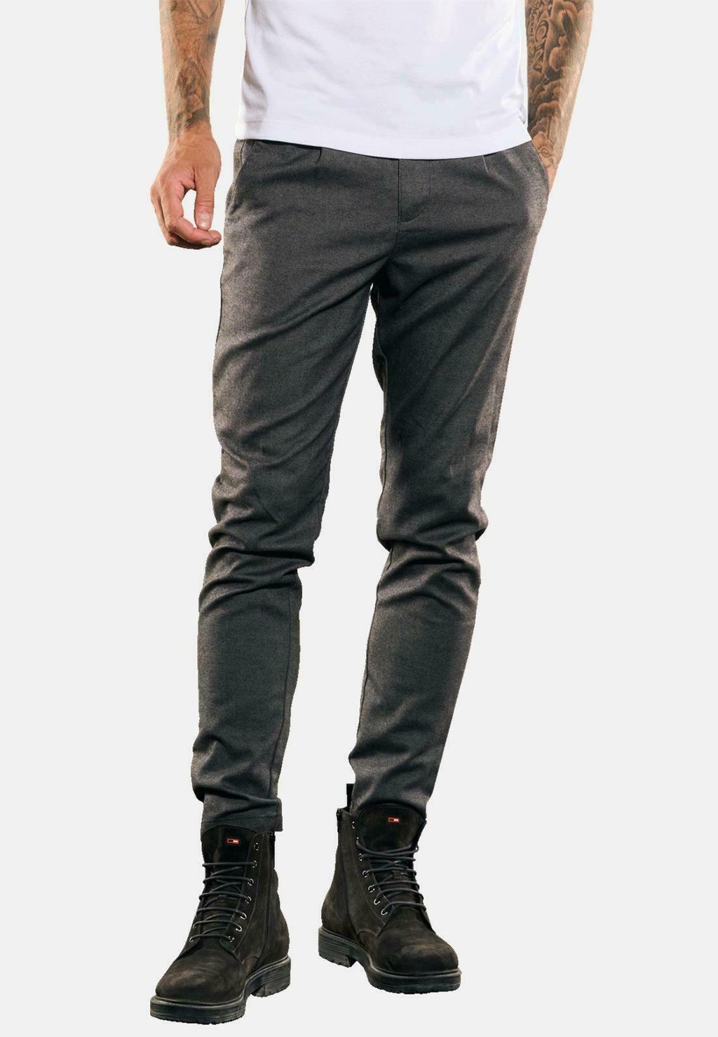 

Чиносы SLIM FIT Emilio Adani, серый