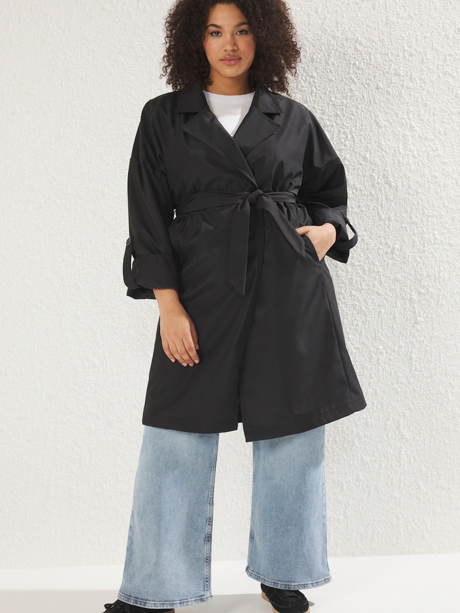 

Пальто межсезонное Trendyol Curve, черный