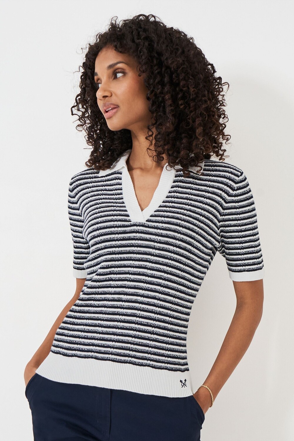 

Одежда для экипажа, трикотажный топ из 100% хлопка с полосатым воротником Serafina Crew Clothing Company, синий