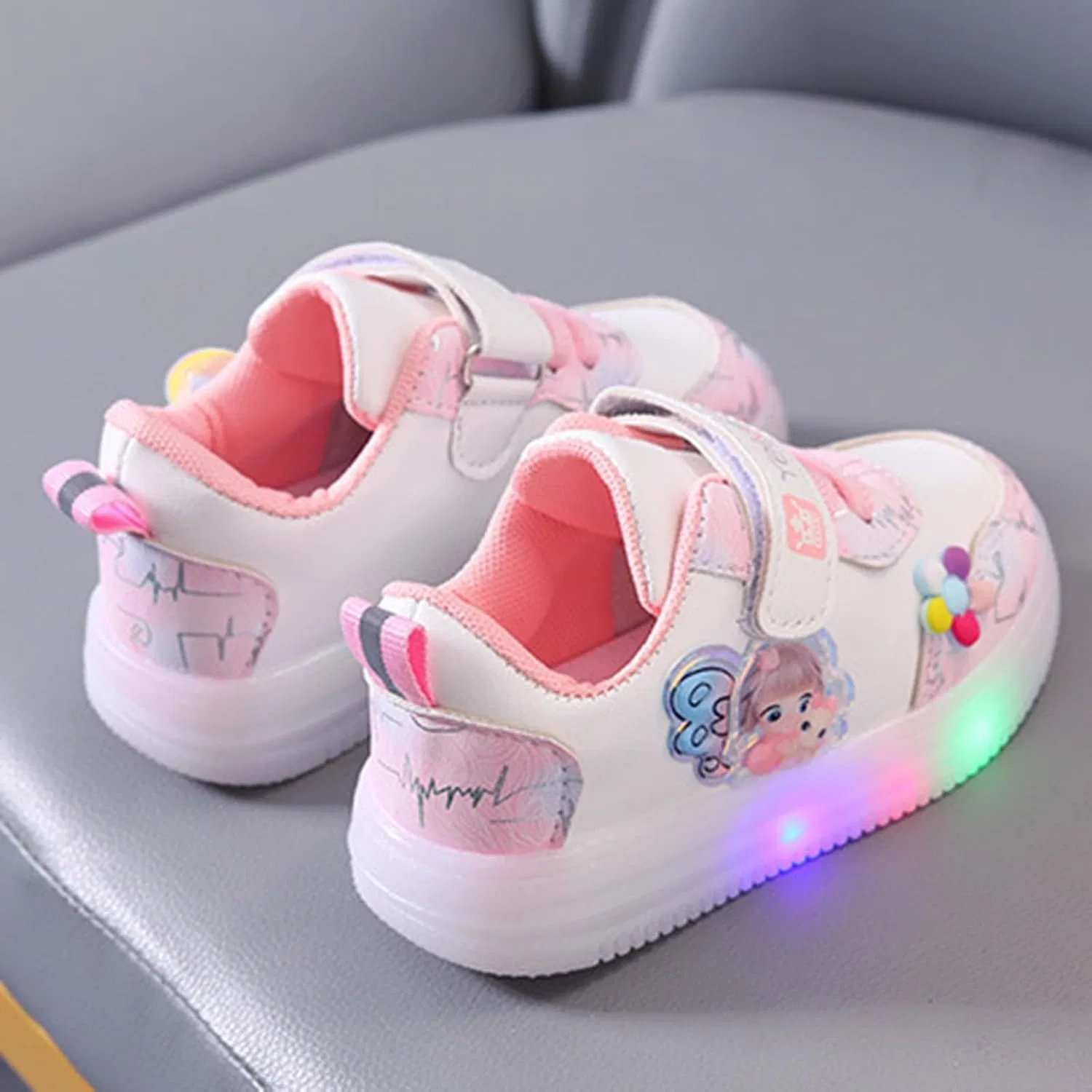 Детские кроссовки для девочек с подсветкой из кожи, White — фото 3