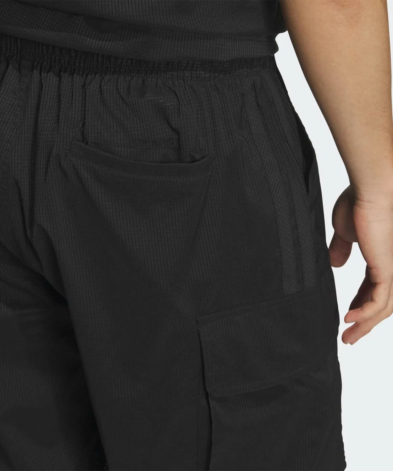 Мужские шорты карго свободного кроя с принтом CITYTECH Adidas, Black — фото 3