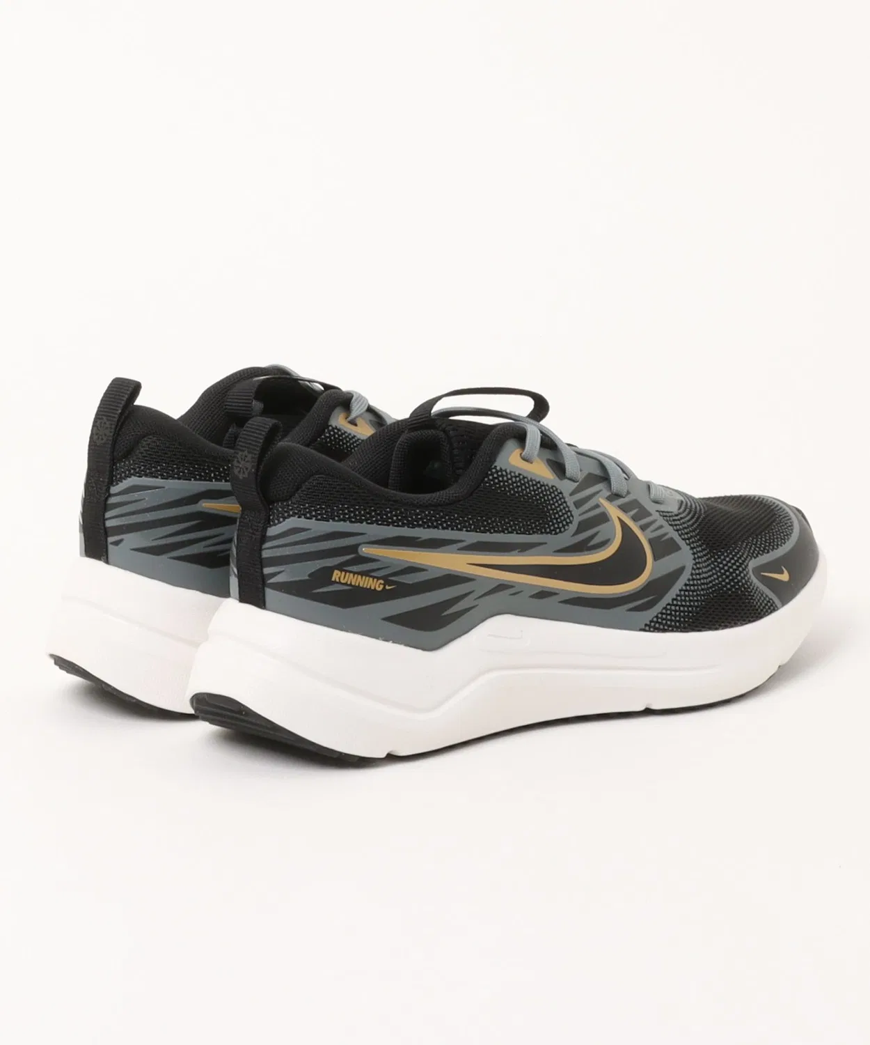 Детские кроссовки с шнуровкой Cosmic Runner PE GS Nike, Black M Gold — фото 2