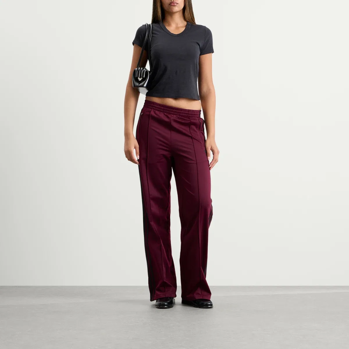 Женские спортивные брюки свободного кроя Firebird Adidas, Maroon & Black — фото 4