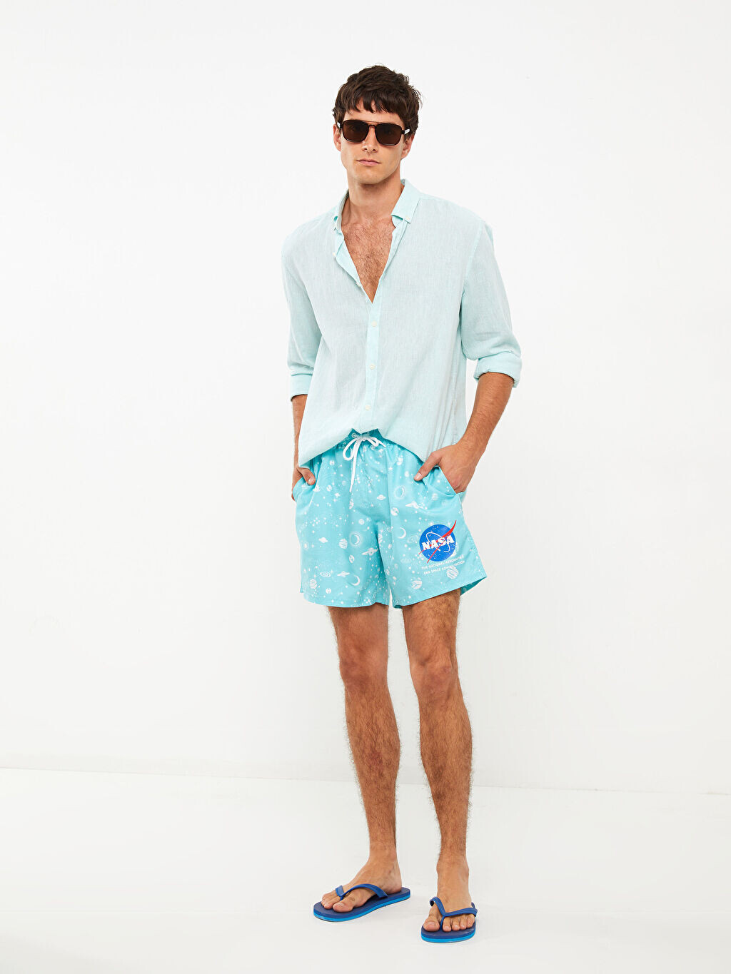 

Короткие морские шорты с принтом LCW SWIMWEAR