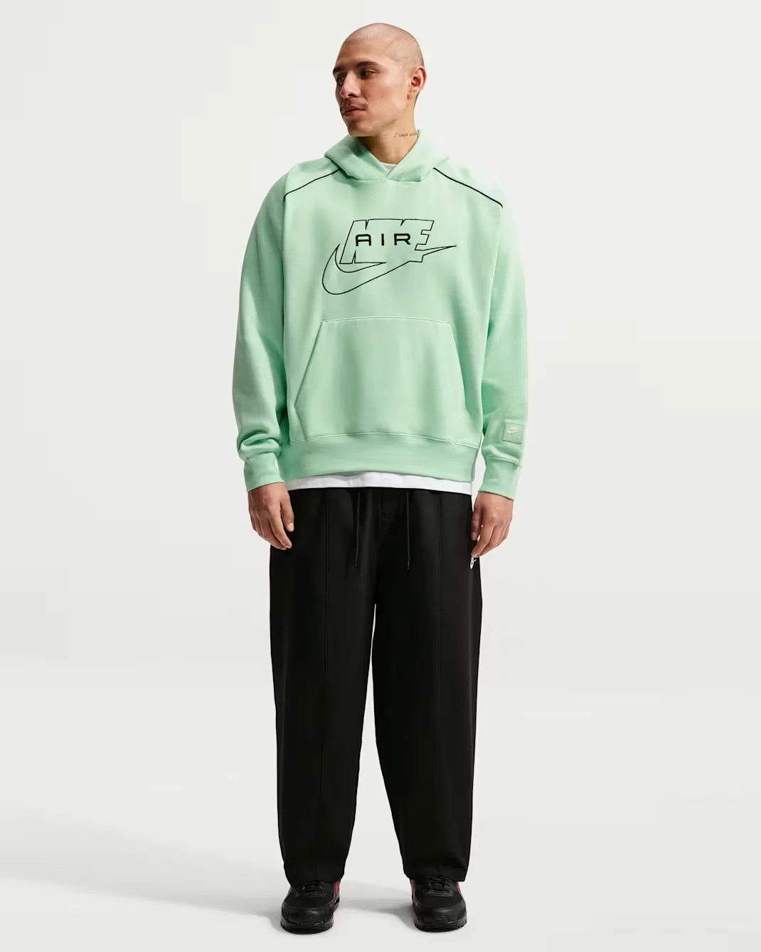 Мужская флисовая толстовка с капюшоном Nike Air, Cucumber Calm/Black/Black — фото 4