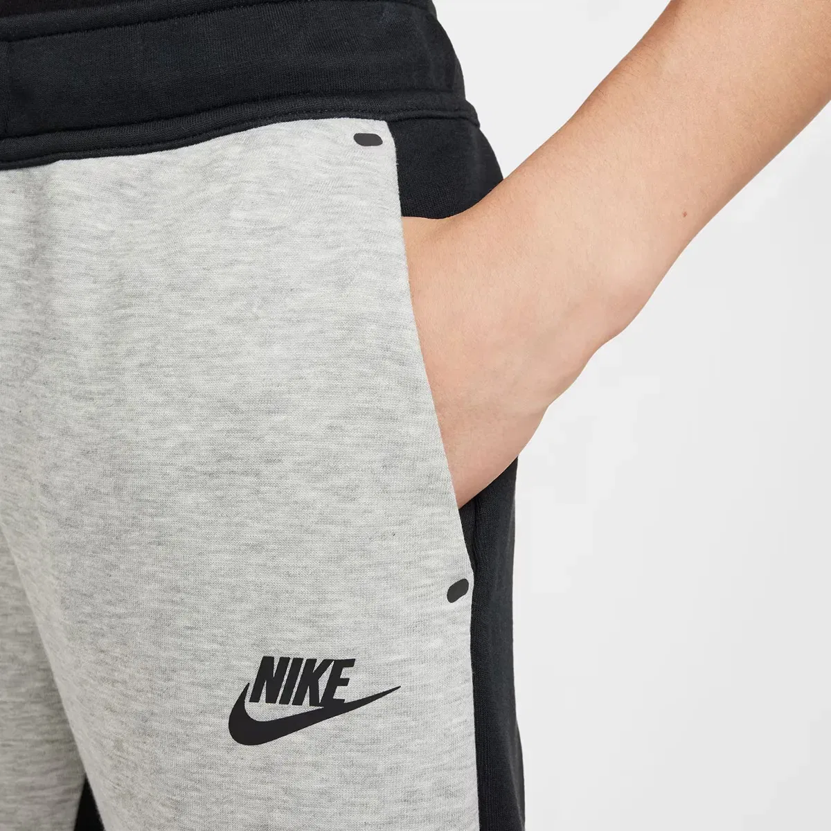 Детские штаны из флиса Nike Tech Fleece, Цвет Negro — фото 3