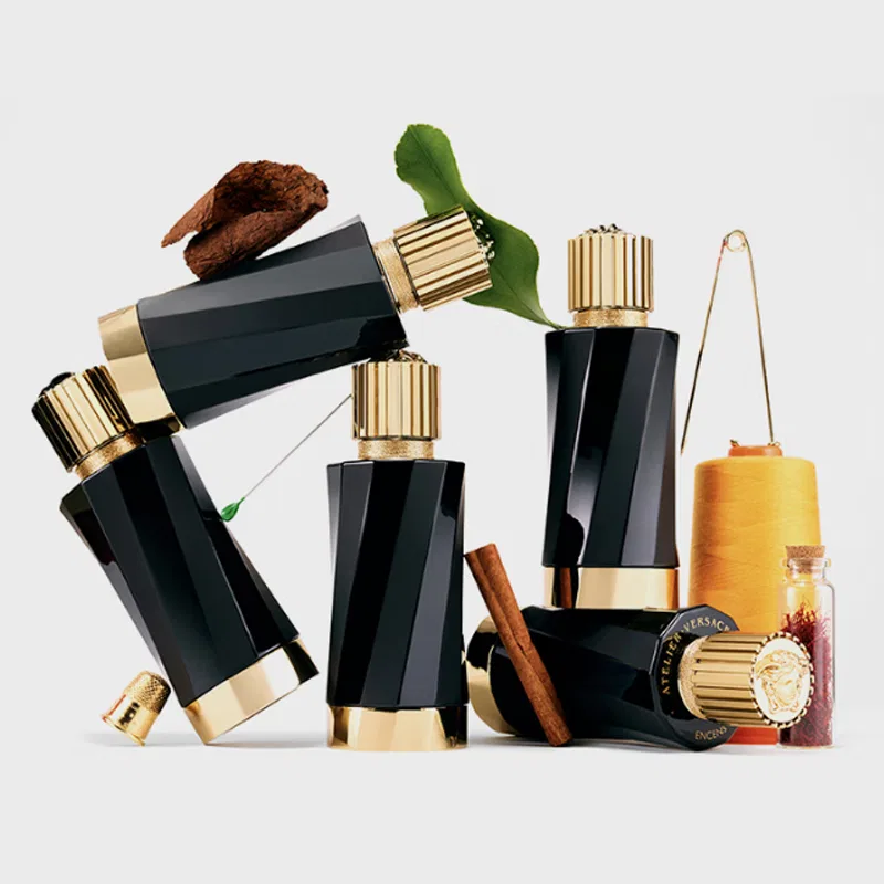Женские духи Versace с фруктовым ароматом, 100 мл, Mate Tea, VERSACE, Black — фото 2
