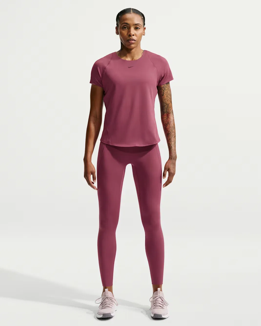 Женская футболка с коротким рукавом Dri-FIT Nike Universa, Pink Smoke/Mystic Dates — фото 4