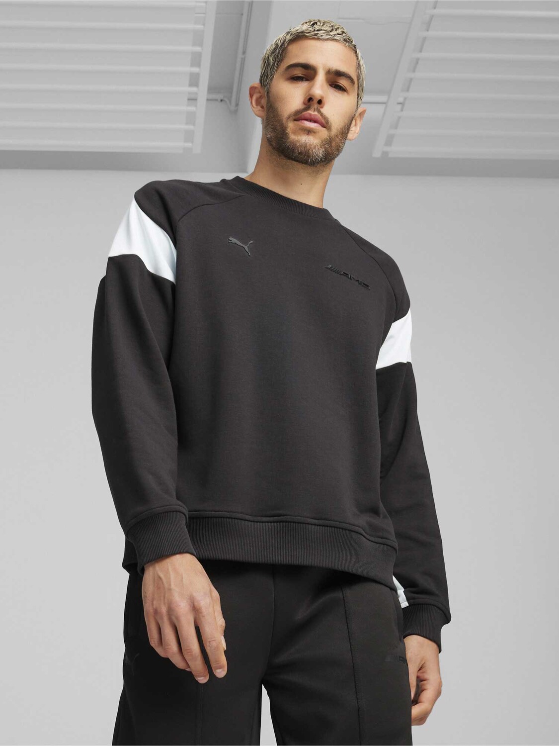 

Блуза Puma AMG Crew Sweater, черный