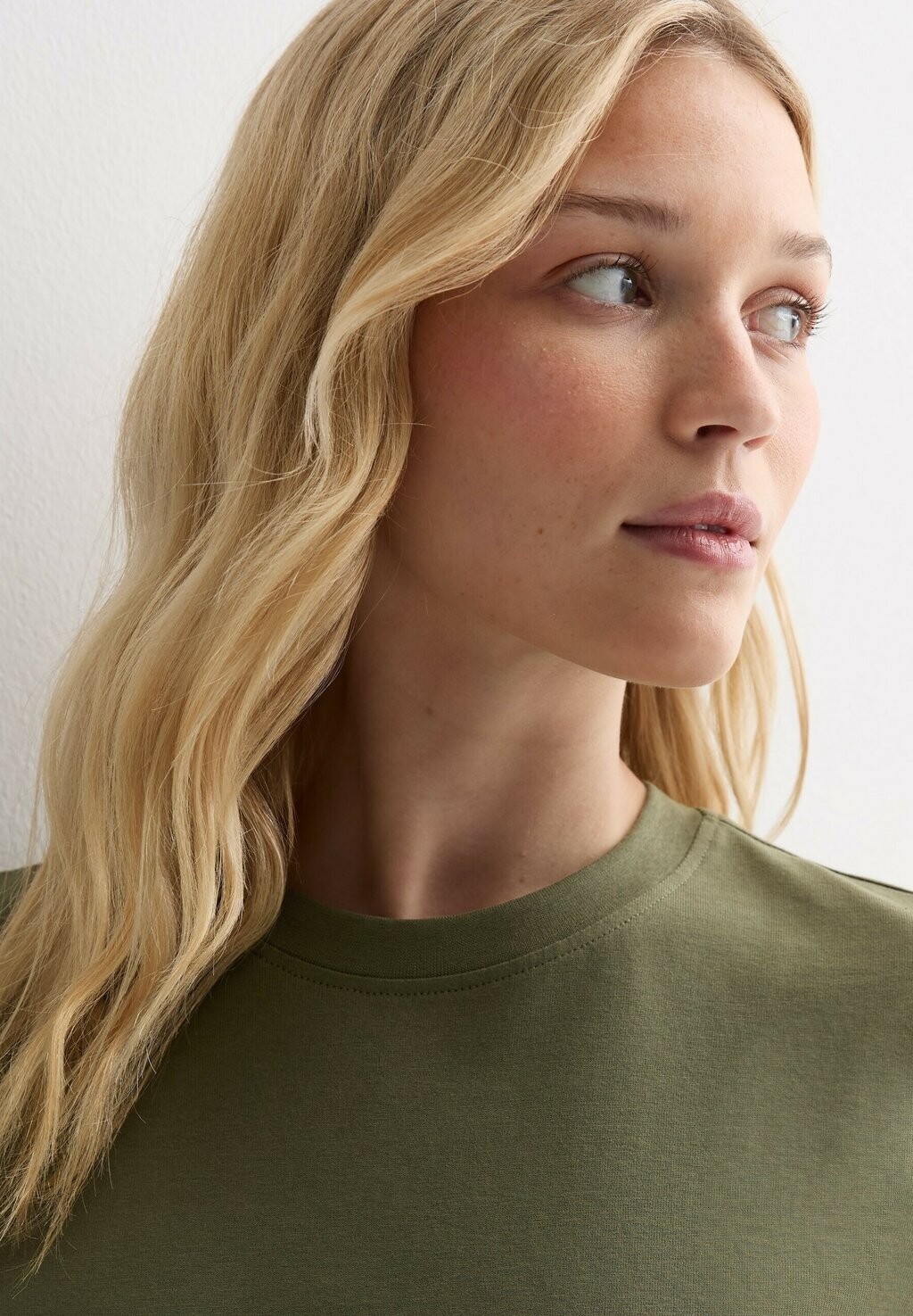 

Платье макси SPLIT HEM MIDAXI New Look, хаки