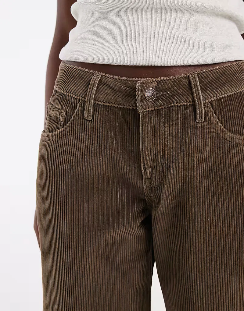 Брюки кордовые низкие свободные Levi's, коричневый — фото 4