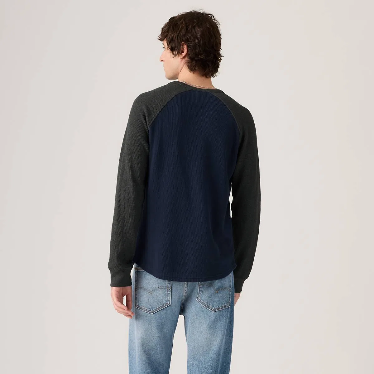 Термофутболка с длинными рукавами и рукавами реглан Levi's, Raglan Block Obscidian Heather - Multi-Color — фото 4