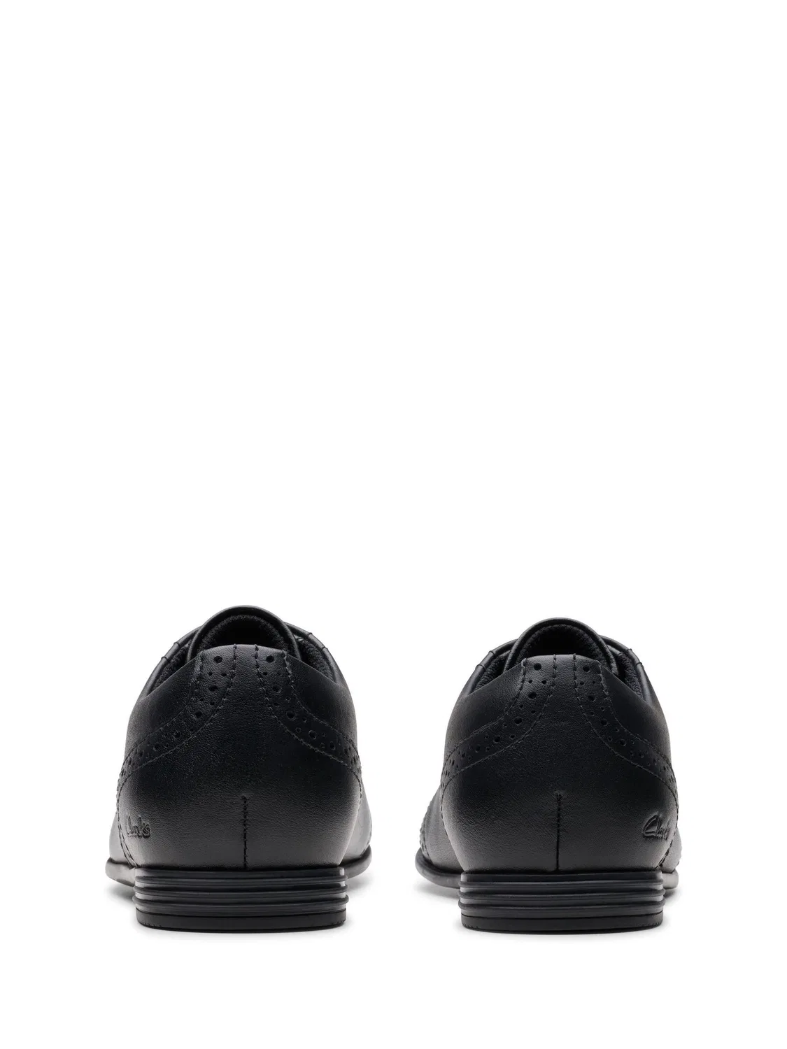 Туфли Clarks Finja School Brogues, кожаные, черные — фото 2