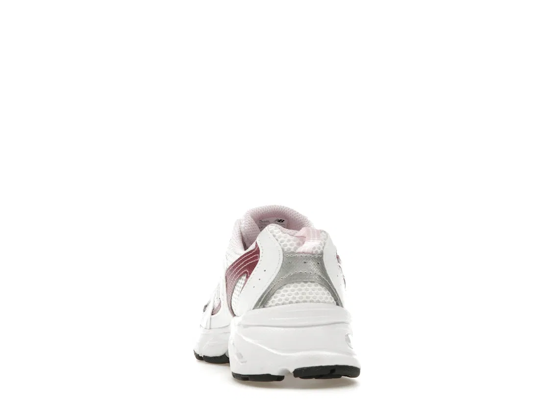 Детские кроссовки для девочек с перфорацией New Balance 530, White/Pink Sugar — фото 4