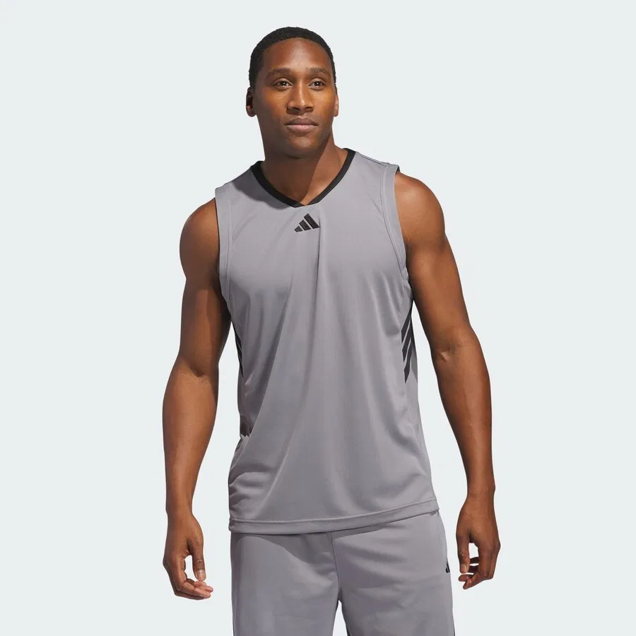Спортивная футболка ADIDAS PERFORMANCE Performance Shirt 'Basketball Legends' серого цвета — фото 2