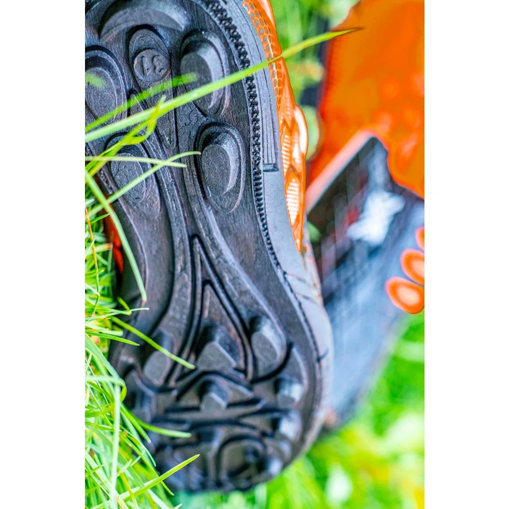 Детские футбольные бутсы для мальчиков для зала с шнуровкой, Black Orange Zenege — фото 4