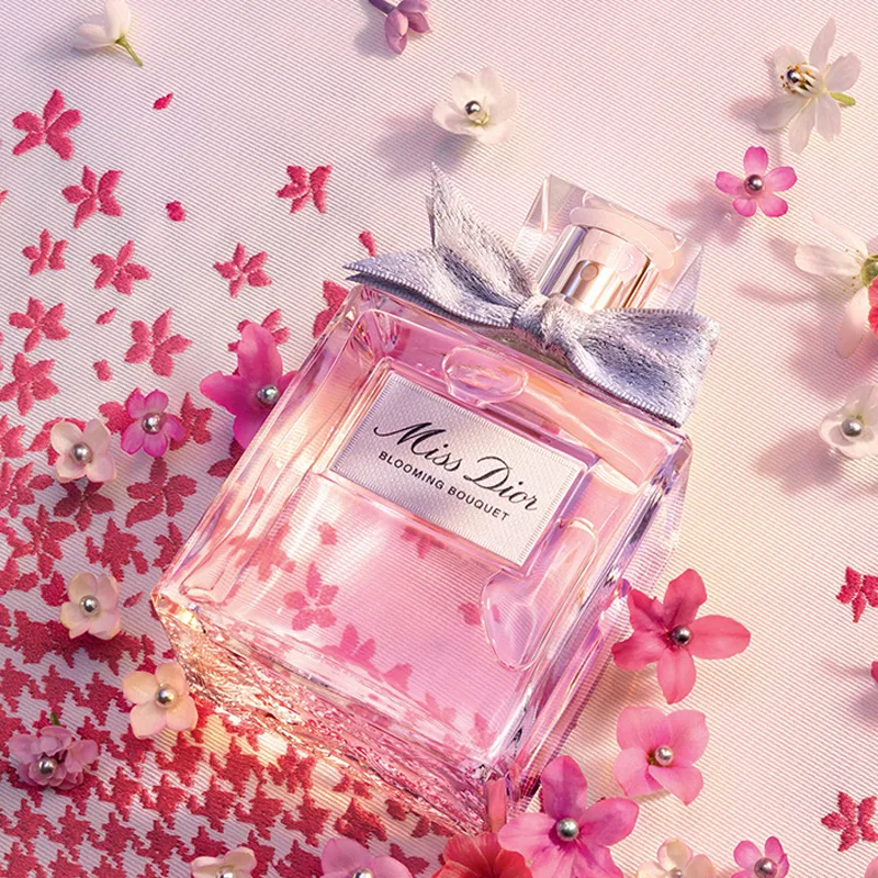 Женский подарочный набор Miss Dior Floral Eau De Parfum 50мл и Miss Dior Rose Nude Body Lotion 175мл, DIOR, Black — фото 3