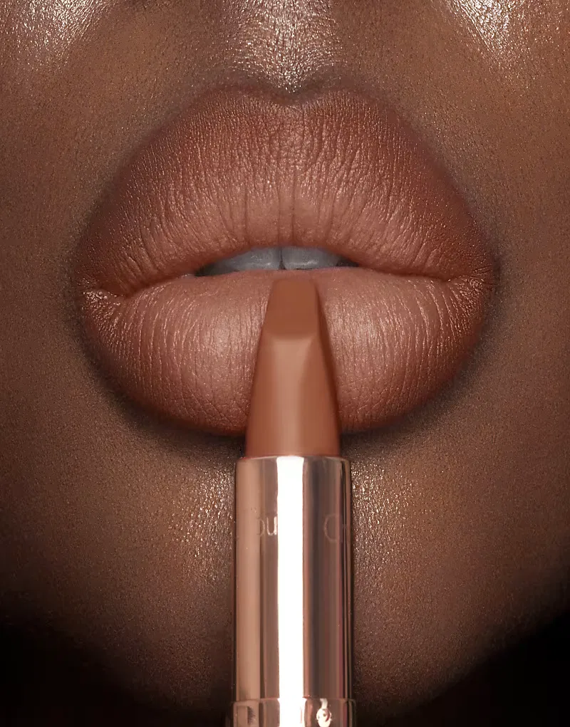 Помада Matte Revolution - Catwalking Charlotte Tilbury — фото 2