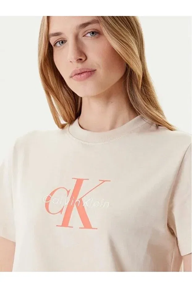 Женская футболка хлопковая Calvin Klein, Brazilian Sand — фото 4