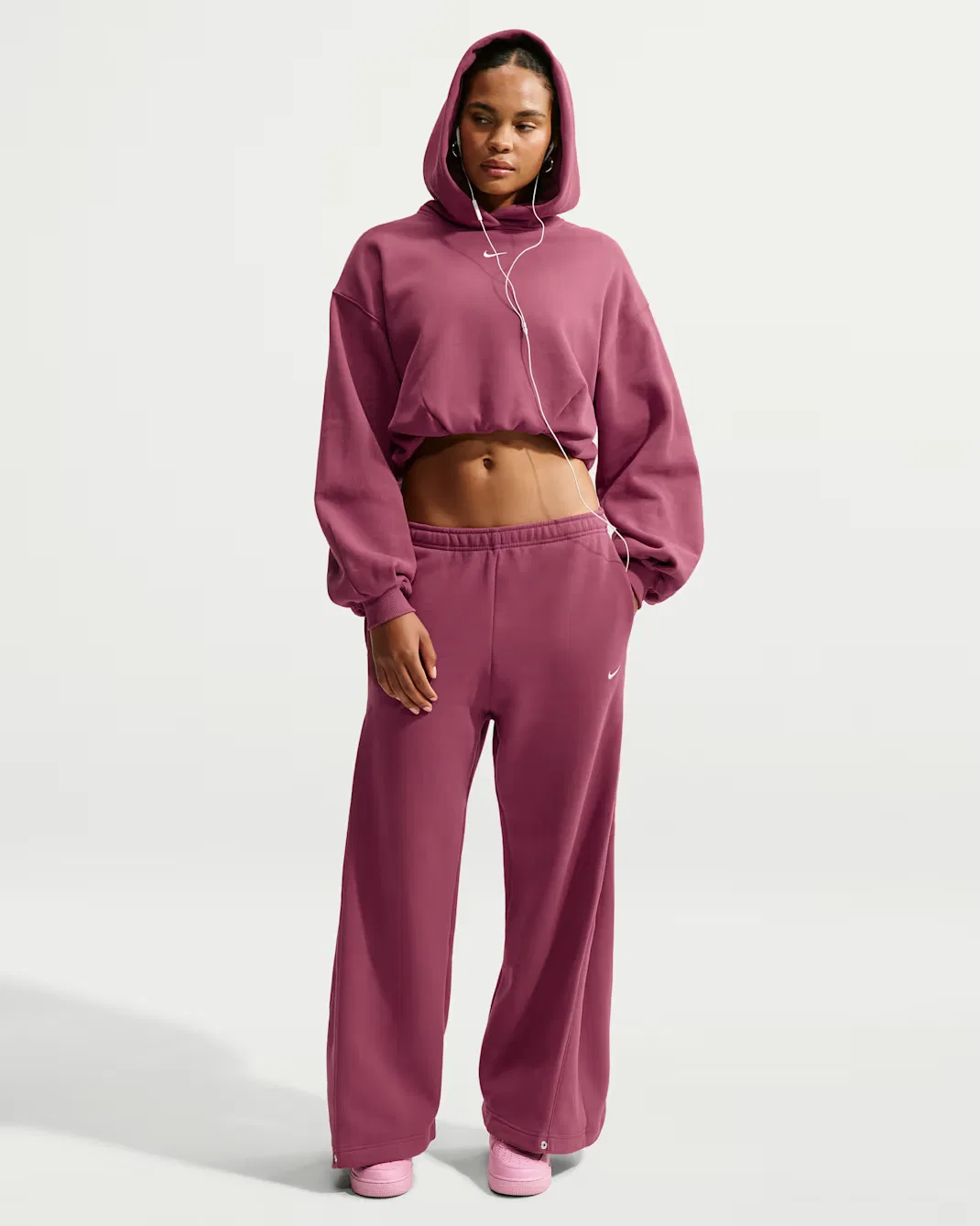 Женские свободные плиссированные брюки на кнопках Nike Studio Fleece Medium Weight, Pink Smoke/Sail