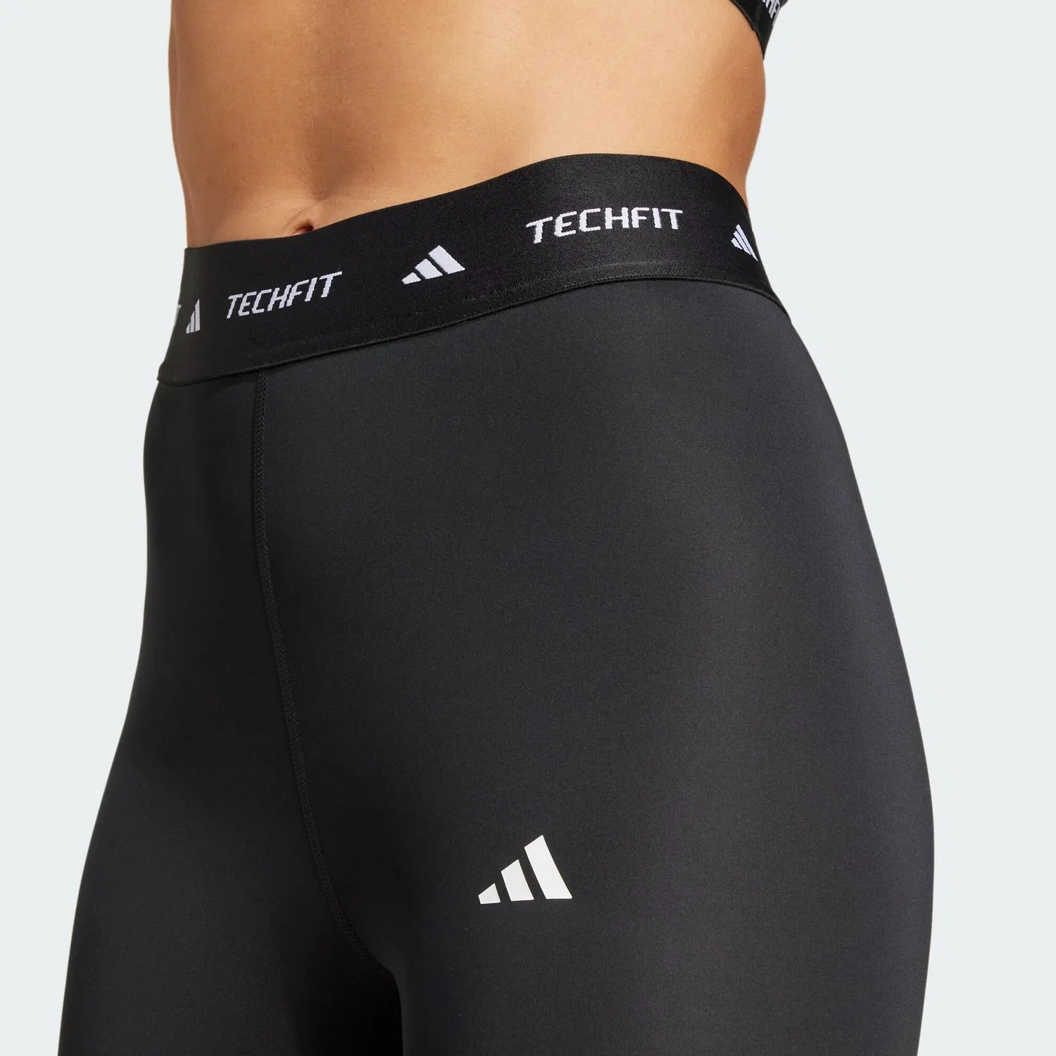 Женские компрессионные леггинсы TECHFIT Adidas, Schwarz — фото 4