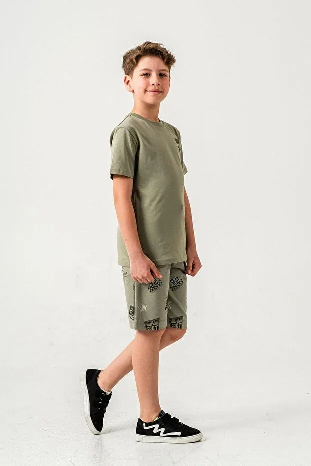 Детский комплект для мальчиков с принтом Super Racer Printed Boys Shorts - T-Shirt Set Mışıl Kids, Oliv