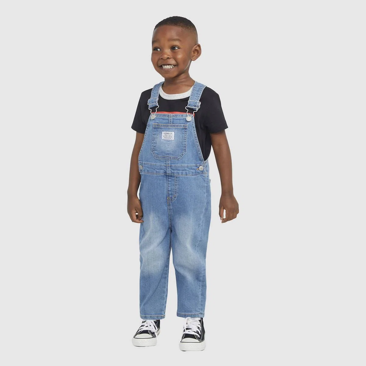Джинсовый комбинезон для мальчиков 2-4 лет Levi's, Basil Sky - Medium Wash