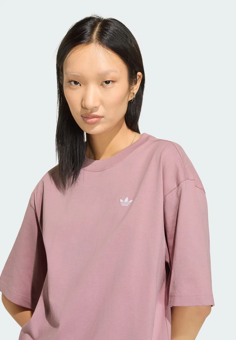 Футболка ADIDAS ORIGINALS 'Essentials' сиреневого цвета — фото 4