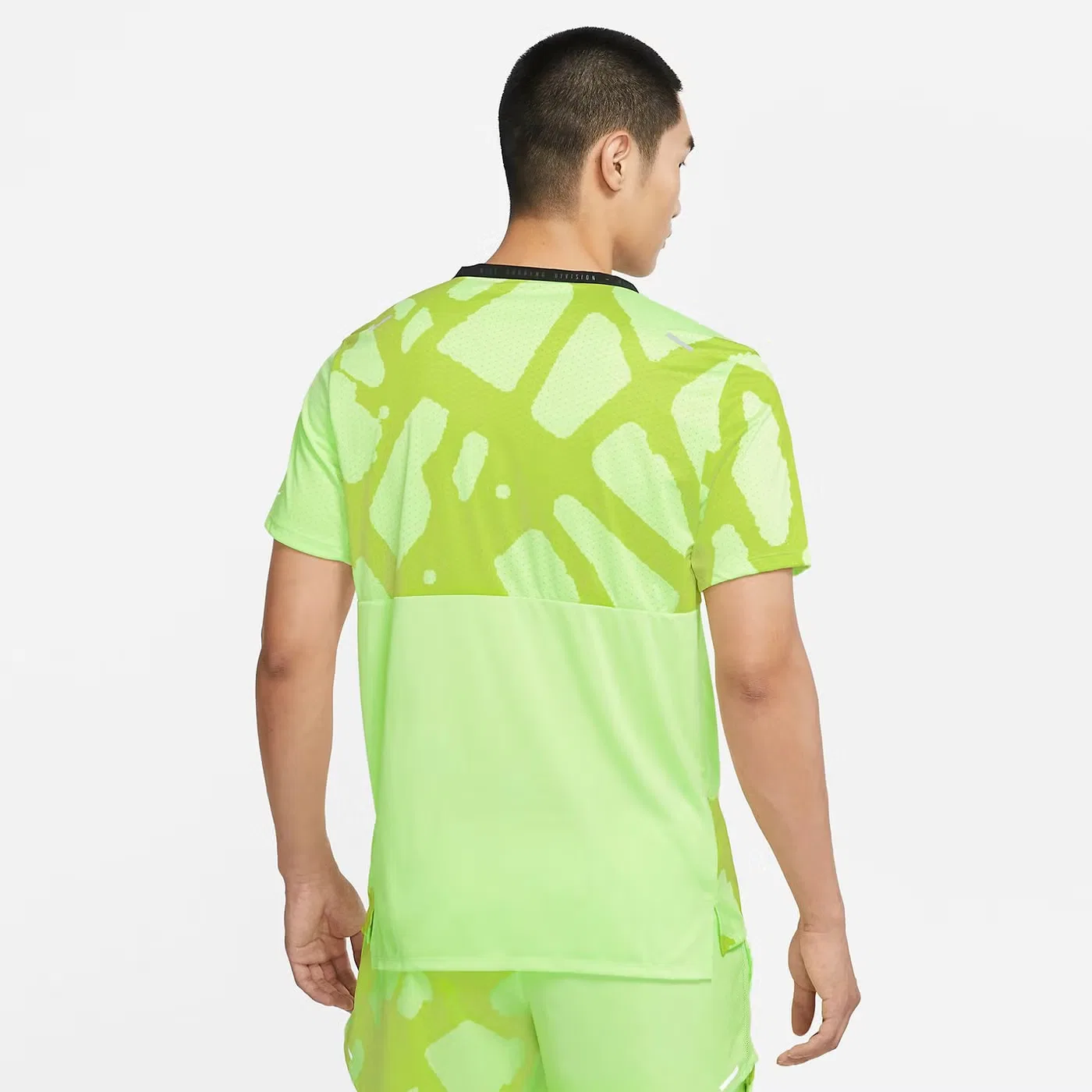 Футболка с длинным рукавом Run Division Rise 365 Nike, зеленый — фото 4
