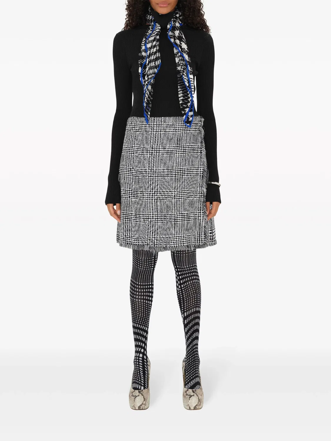 Джемпер с шарфовой деталью и логотипом Burberry, черный — фото 2