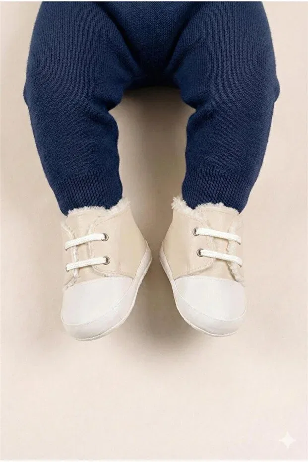 Детские ботиночки для девочек кожаные модели Numix Baby Kids, Beige