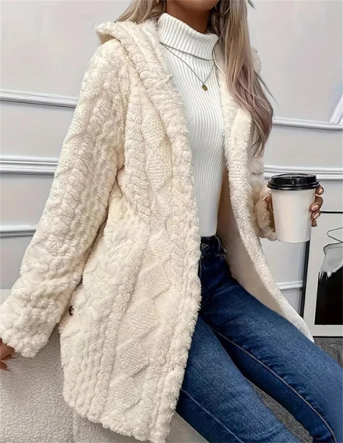 Женская куртка из шерпы с капюшоном, на пуговицах, Colore: rosa — фото 3