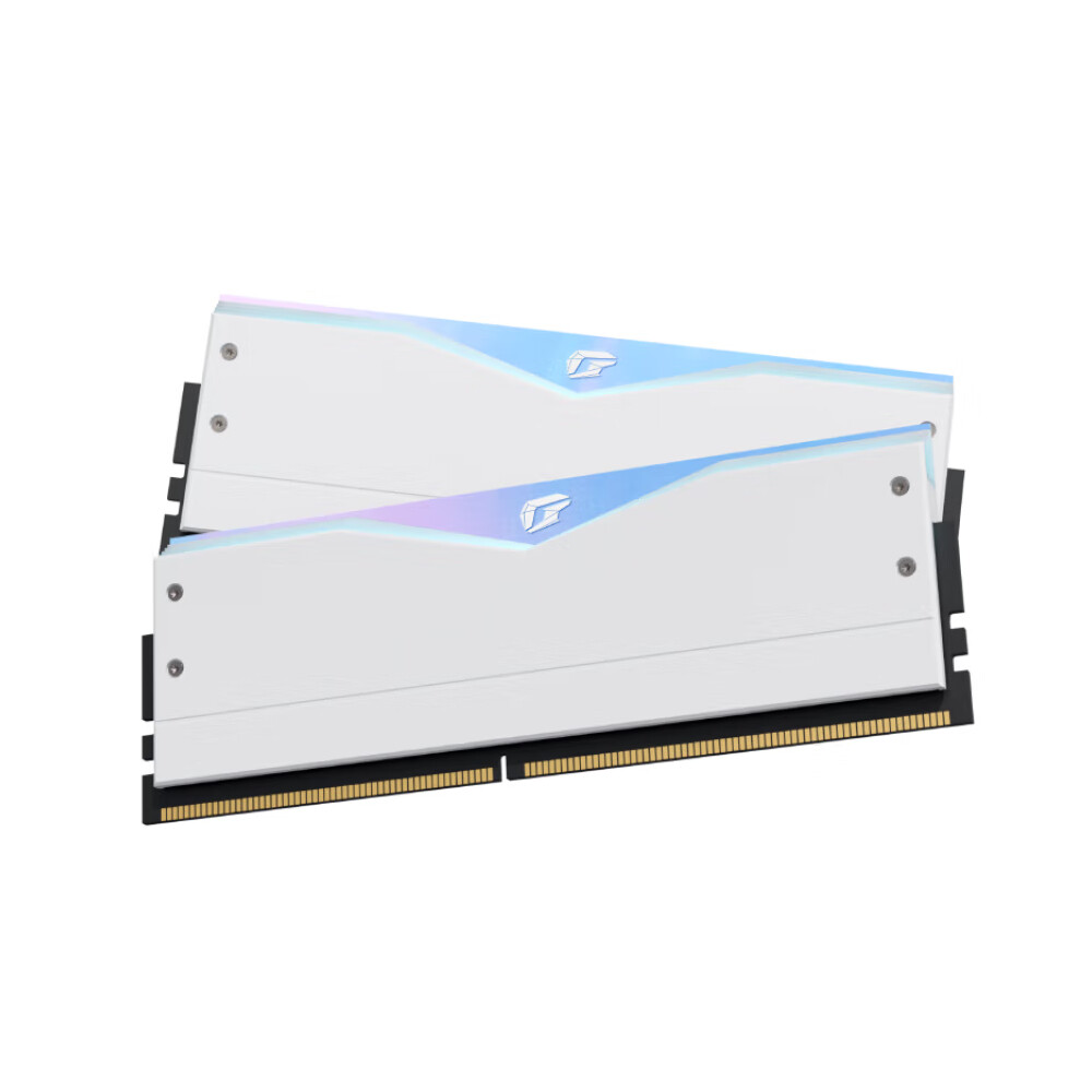 

Модуль памяти Colorful iGame Ultra W Series, 32 ГБ (2 x 16 ГБ), 6800 МГц, DDR5, белый